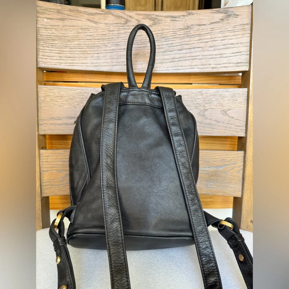 Perlina Black Leather Backpack